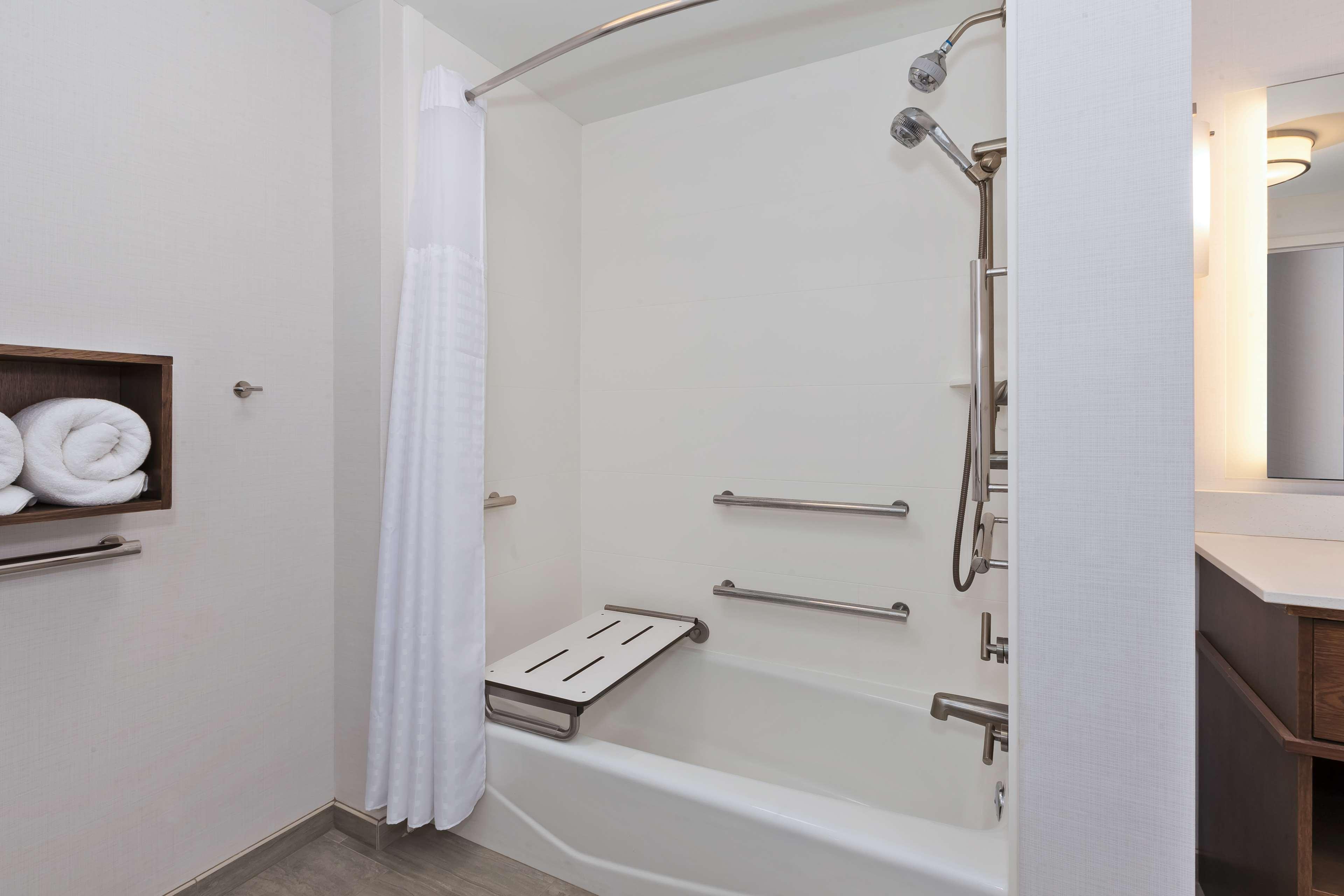 Homewood Suites By Hilton Saratoga Springs Bagian luar foto