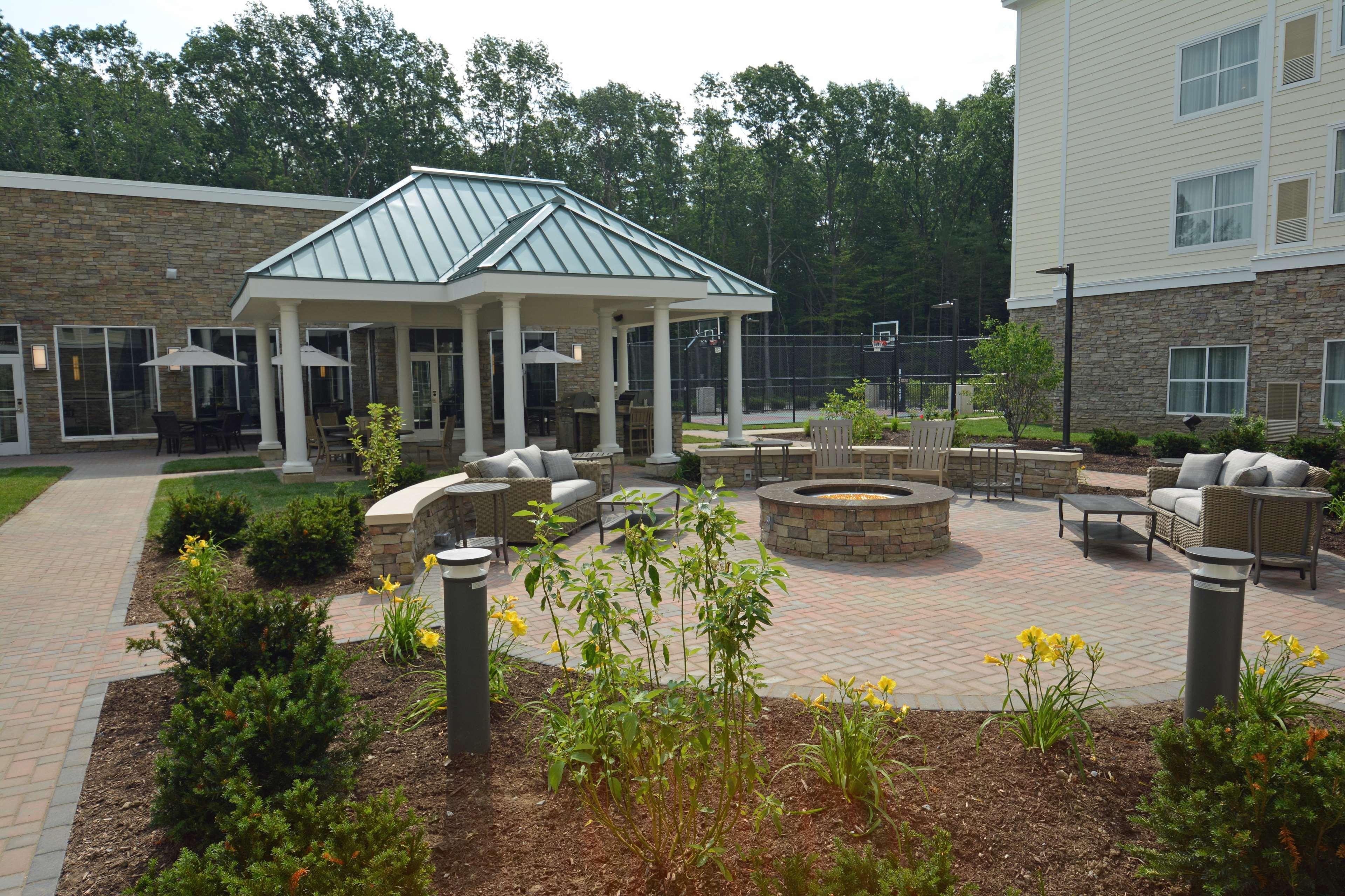 Homewood Suites By Hilton Saratoga Springs Bagian luar foto