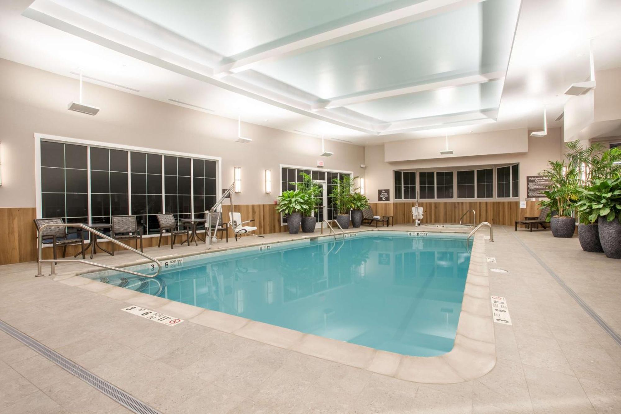 Homewood Suites By Hilton Saratoga Springs Bagian luar foto